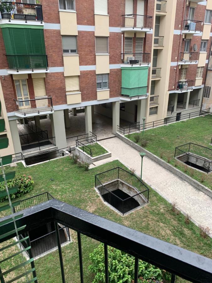 Smart Apartment Prada Foundation Milan Bagian luar foto